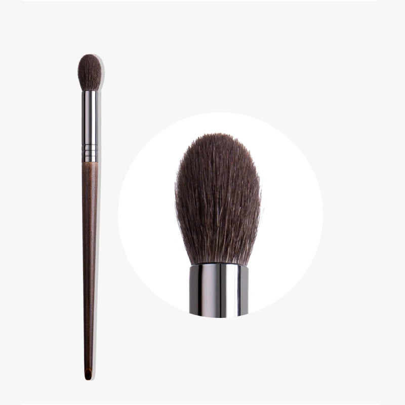 Eyeshadow Brush – Goat Hair Crease & Blending Tool (1pc)