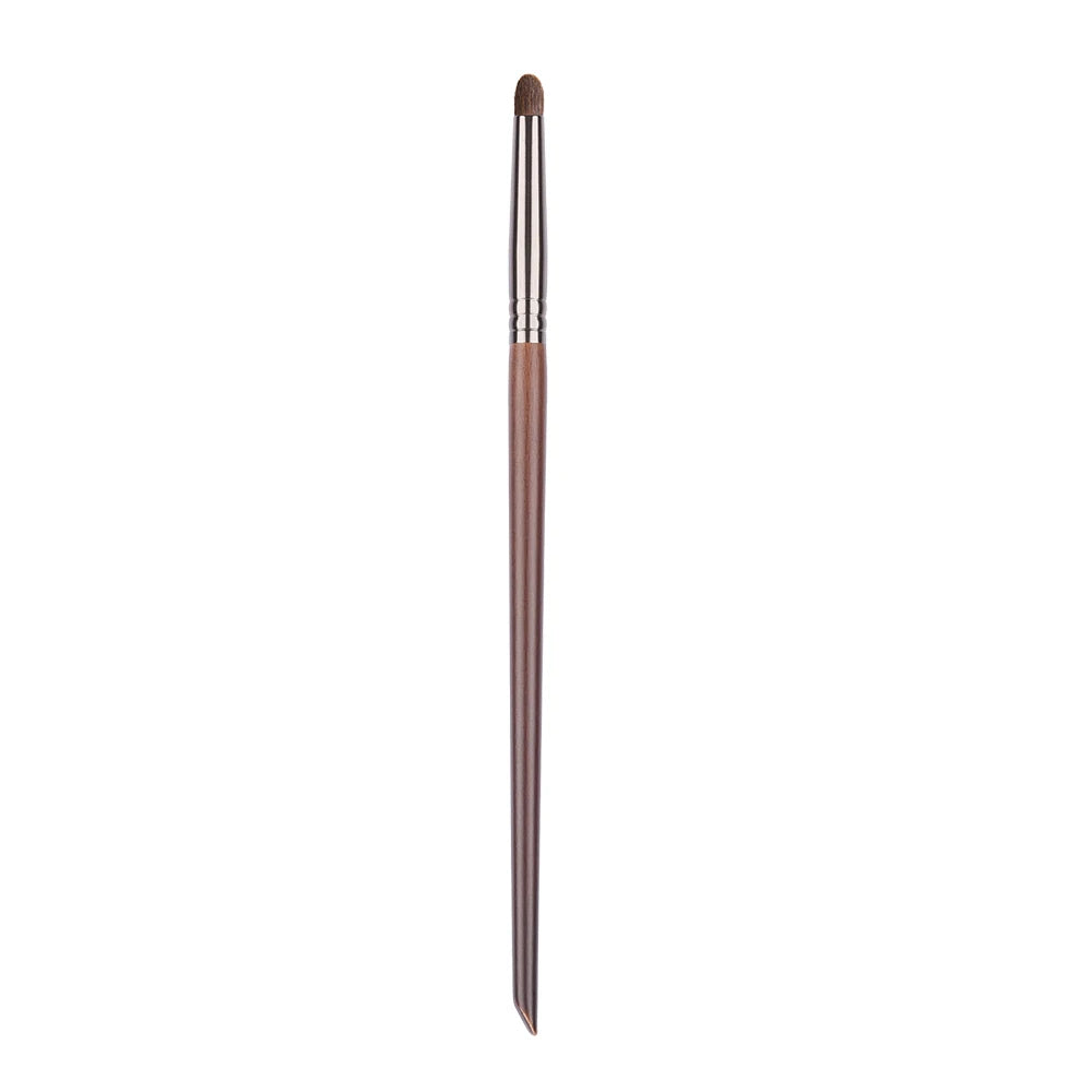 Eyeshadow Brush – Goat Hair Crease & Blending Tool (1pc)