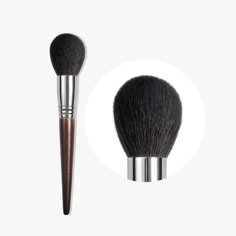 Goat Hair Powder Brush – Full Face Setting & Blending Tool