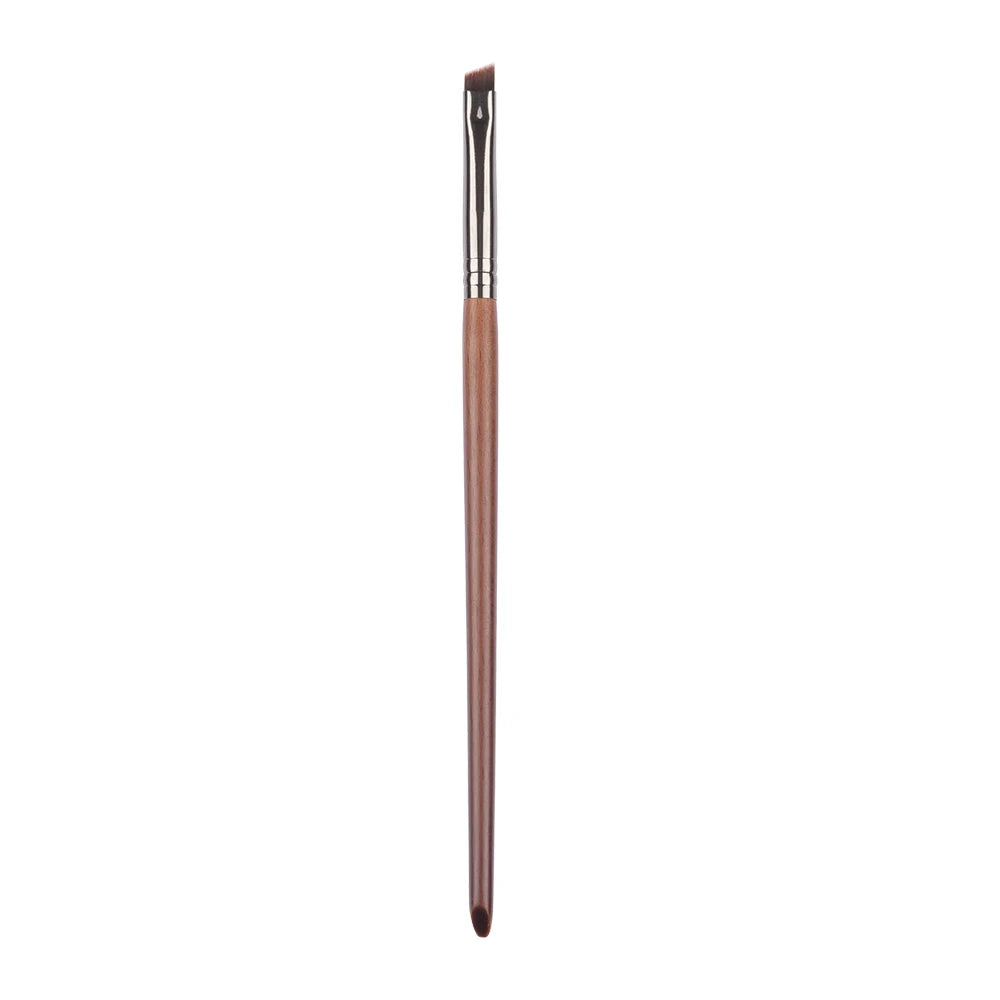 Eyeshadow Brush – Goat Hair Crease & Blending Tool (1pc)