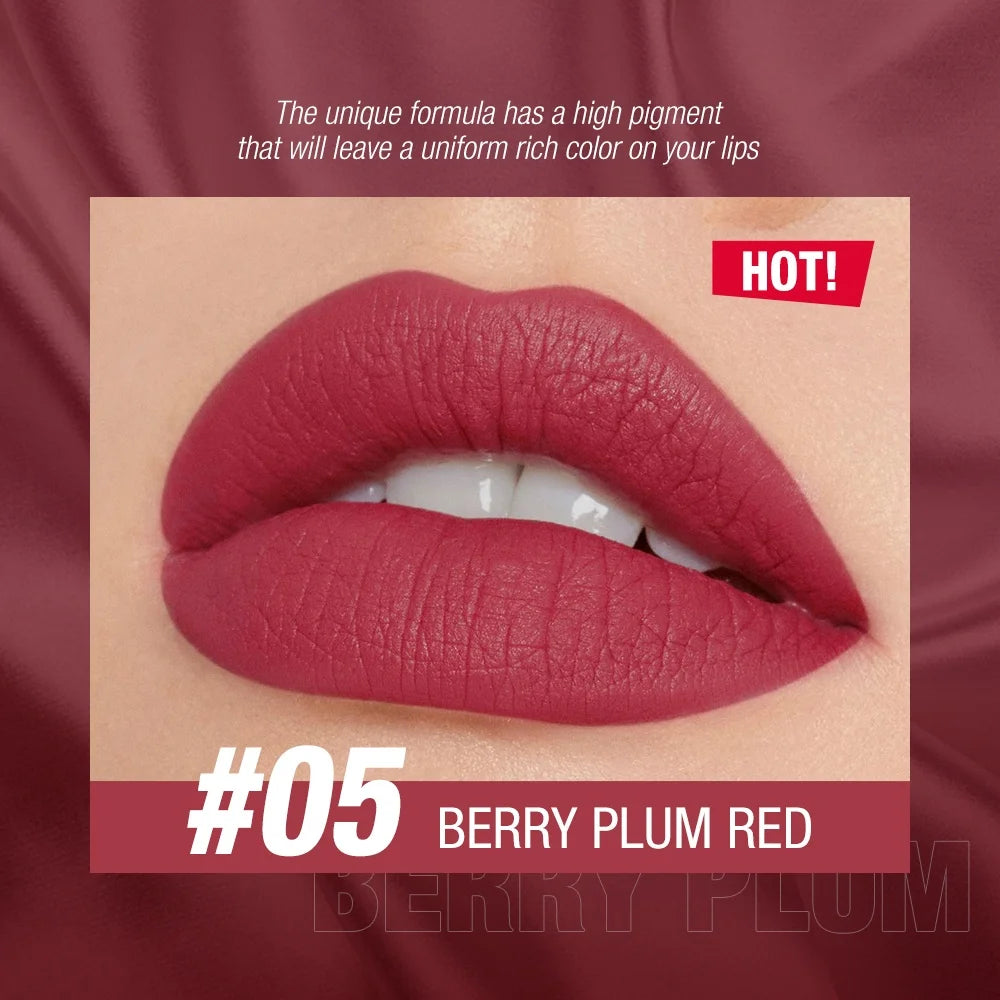 O.TWO.O Liquid Lipstick / lip gloss