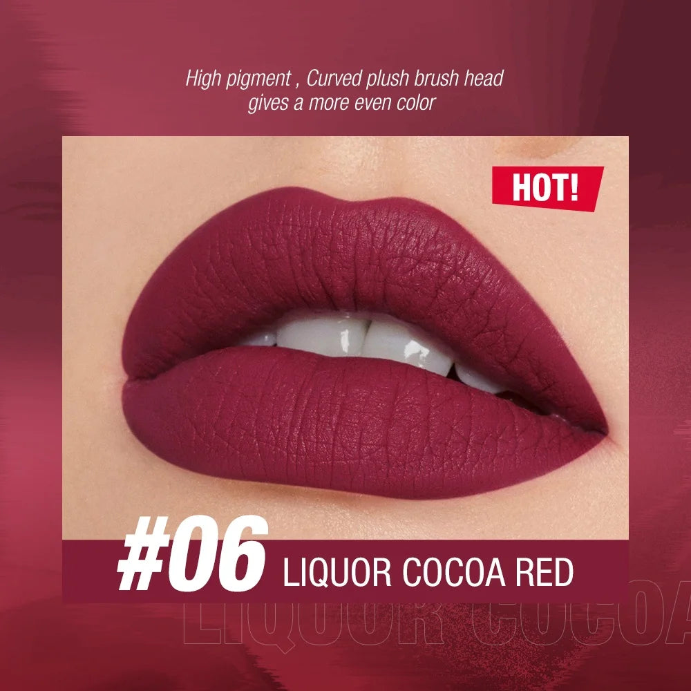 O.TWO.O Liquid Lipstick / lip gloss