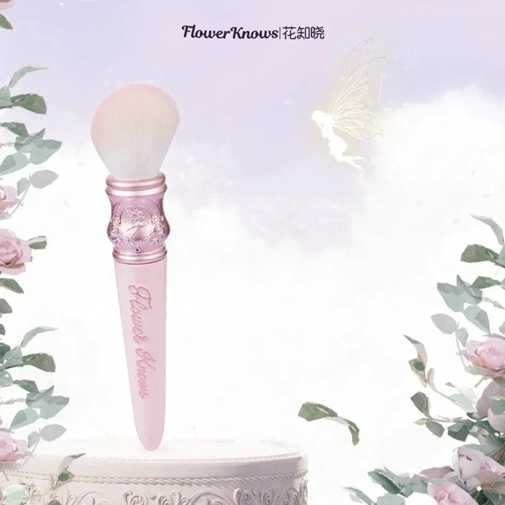 Shell Pearl Makeup Brush