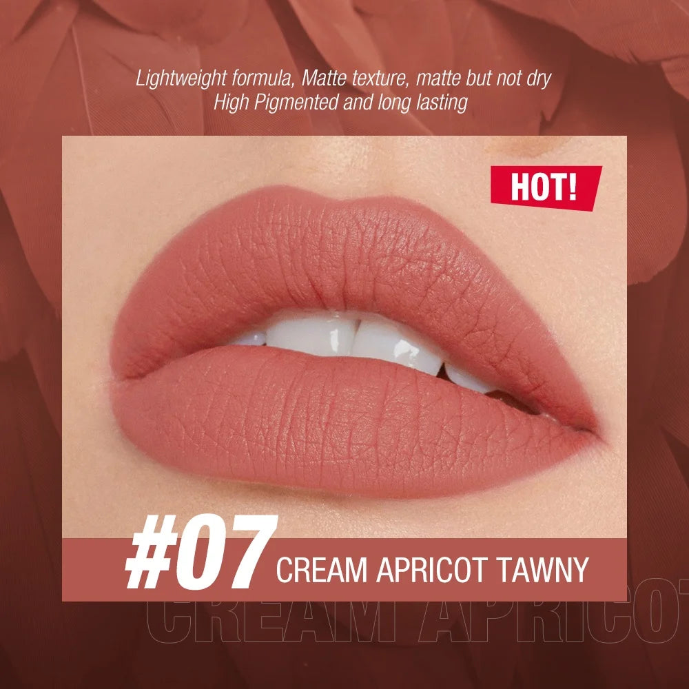 O.TWO.O Liquid Lipstick / lip gloss