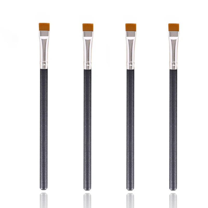 Precision Concealer Brush – Ultra-Thin & Lightweight Tool
