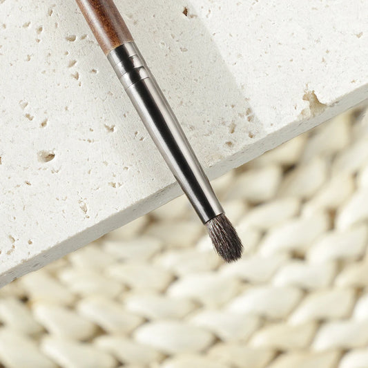Precision Pencil Brush – Small Pointed Shader with Natural Goat Hair