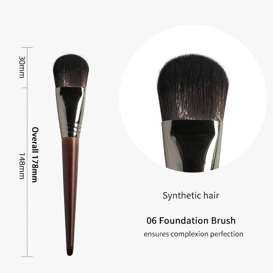 Tapered Highlighter Brush – Face Brush for Blush, Powder & Setting