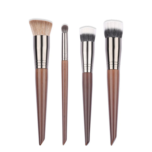 Foundation Brush – Soft Multi-Use Tool for Powder, Liquid & Cream (1pc)