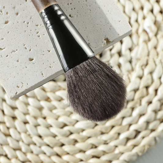 Long Handle Face Brush – Goat Hair for Highlight, Blush & Concealer