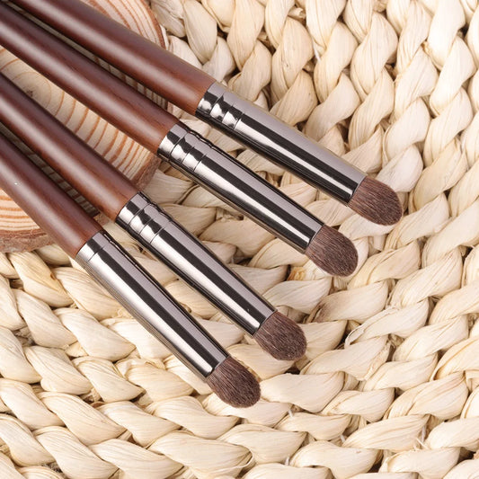 Dome-Shaped Bullet Brush – Pony Hair for Concealer & Detail Blending (1pc)
