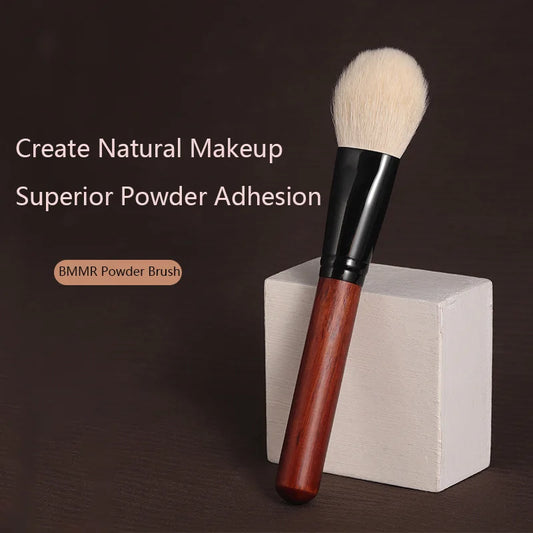 Portable Powder Brush – Goat Hair for Full Face Blending