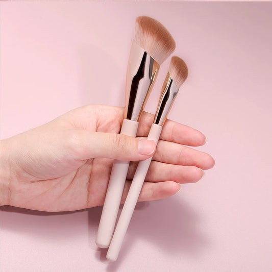 2-Piece Oblique Face Brush Set – For Foundation, Concealer & Contour