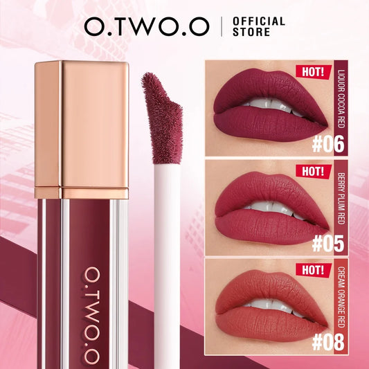 O.TWO.O Liquid Lipstick / lip gloss